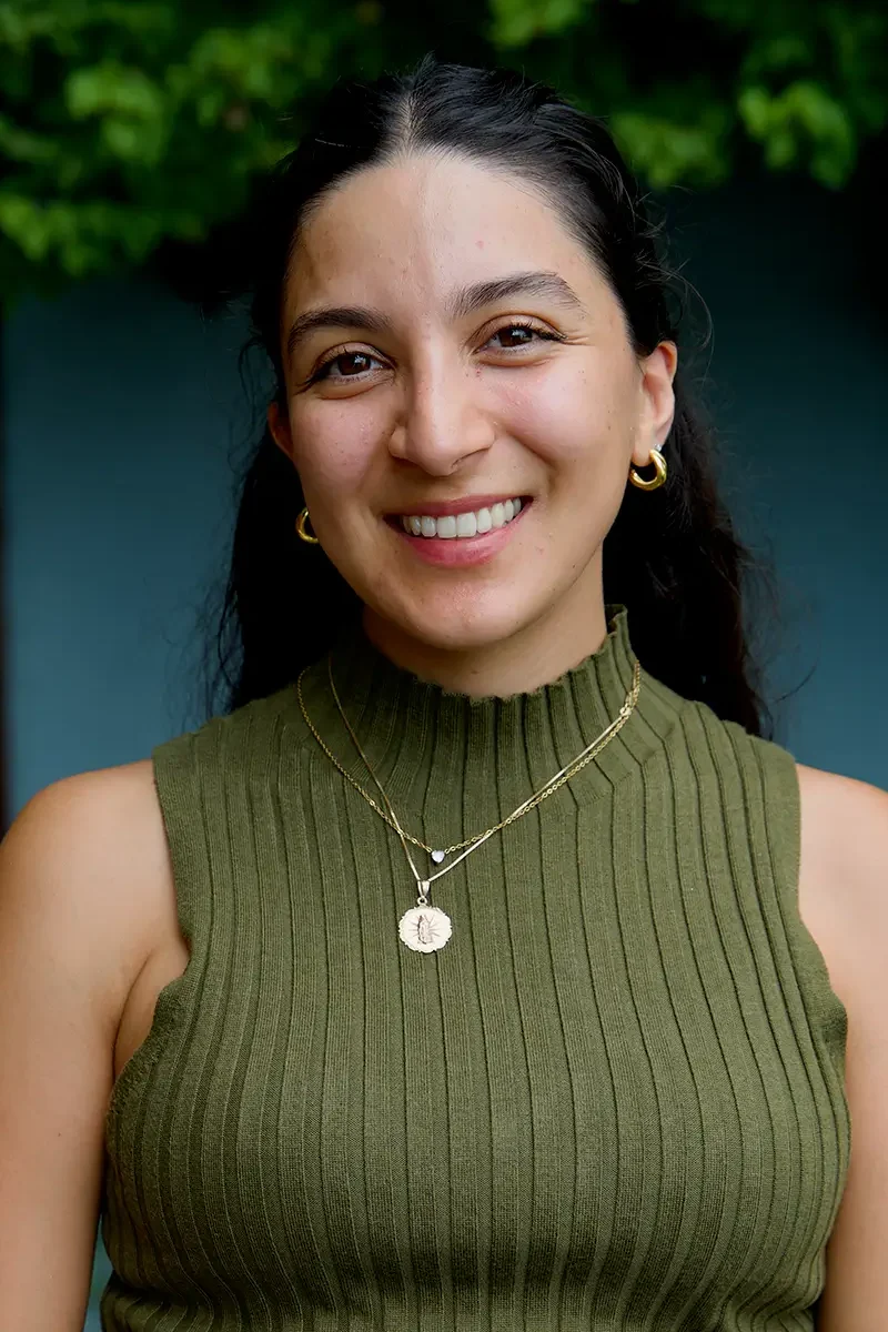 headshot of dietitian elizabeth valencia