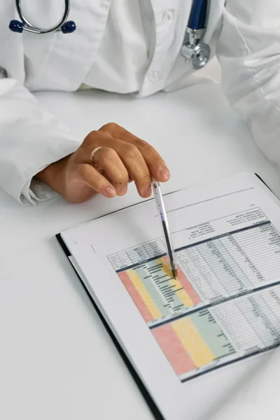 doctor reading chart with labs for diabetes nutrition